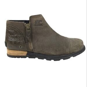 Sorel Major Low Croc Embossed Booties EUC $150 Size 8.5   S3057